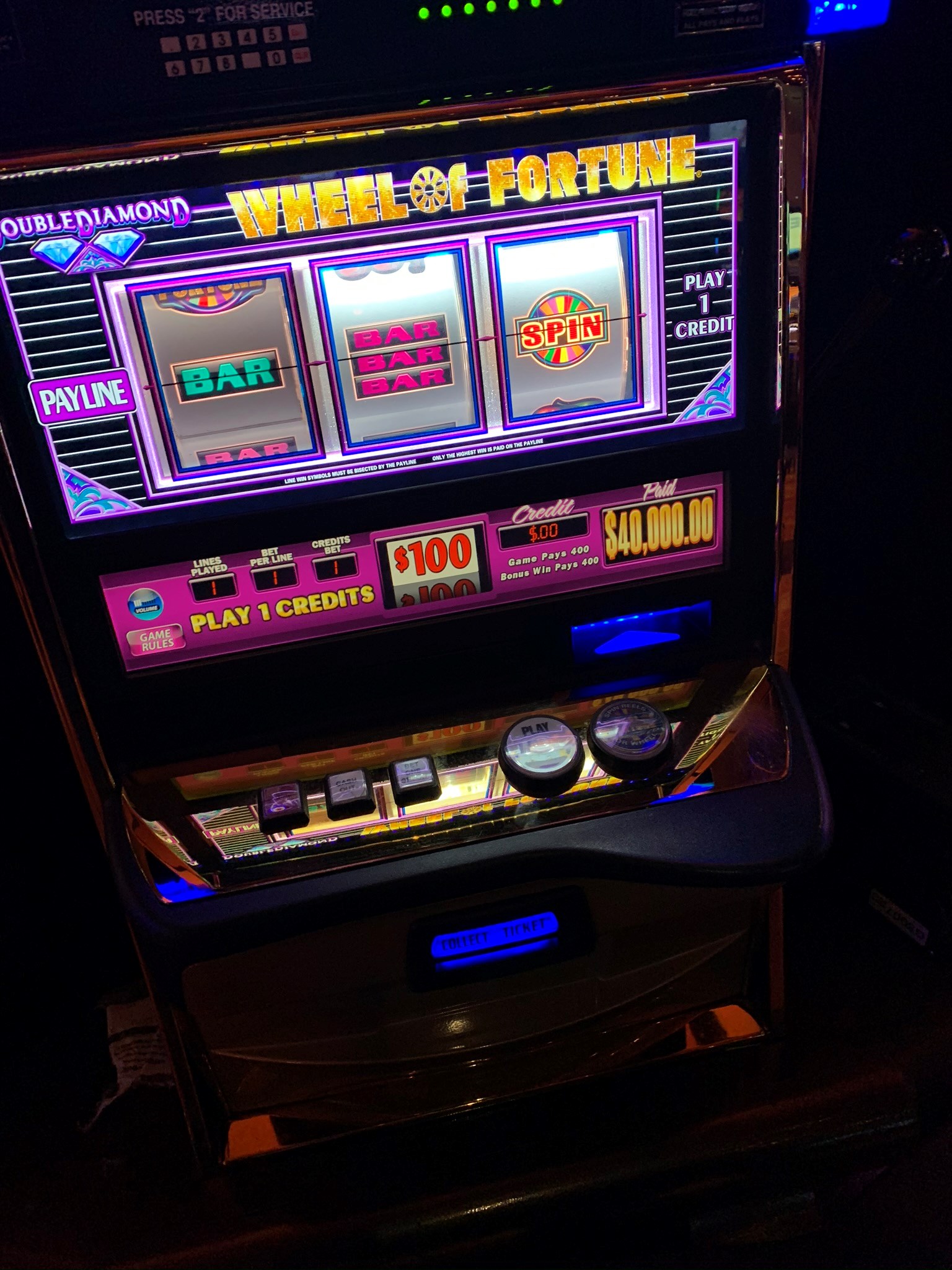 Harrahs Cherokee Luxury Vs Premium - gookbxb